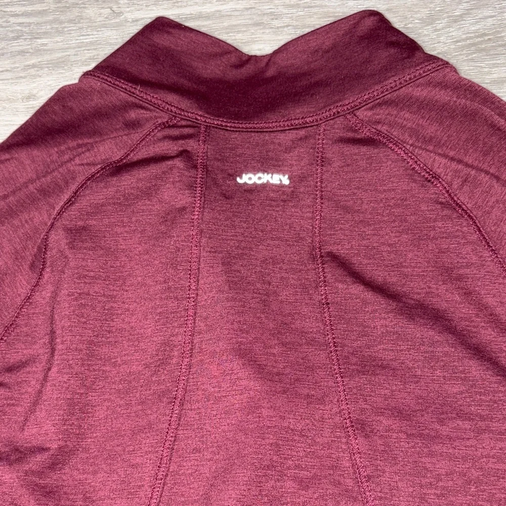 341. Jockey Women's Maroon Half-Zip Performance Pullover Size Medium